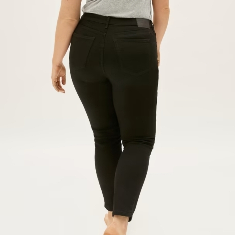 NWOT Everlane The Curvy High Rise Skinny Jean Black Crop